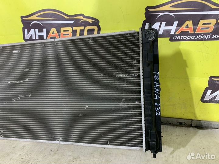 Радиатор охлаждения двигателя Nissan Teana J32
