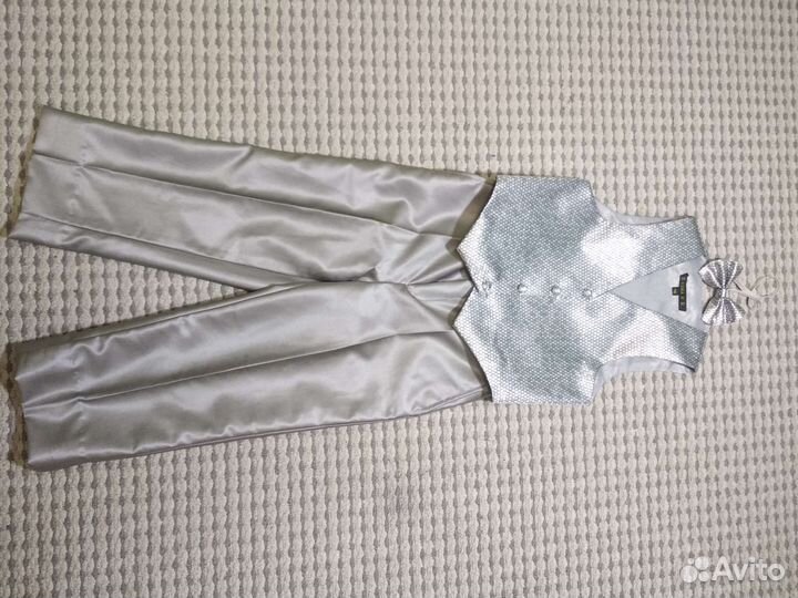 Нарядный костюм-двойка на мальчика 116