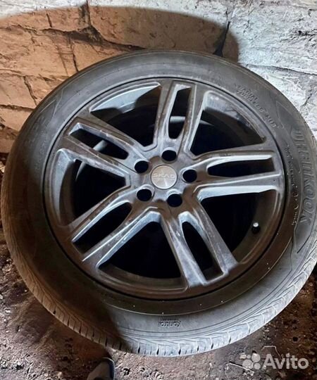 Колеса R16 в сборе 4 шт 235/50 skad Hankook