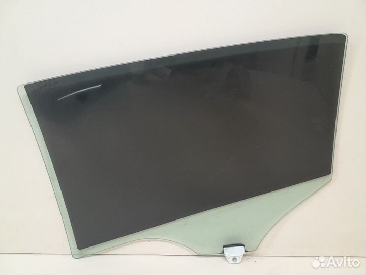 Стекло двери задней правой Mazda Mazda 3 BM 2013-2