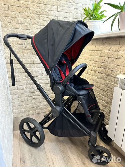 Прогулочная коляска Cybex Priam II серия Ferrari