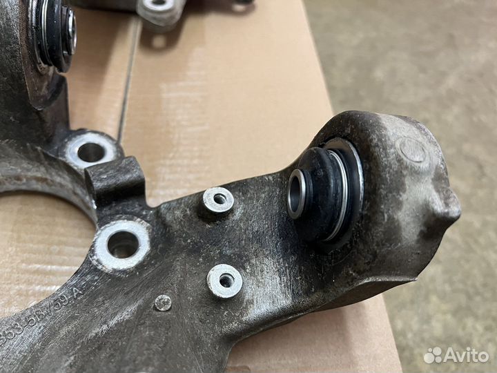 Кулак поворотный Ford Explorer 11