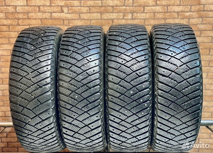 Goodyear Ultragrip Ice Arctic 195/65 R15