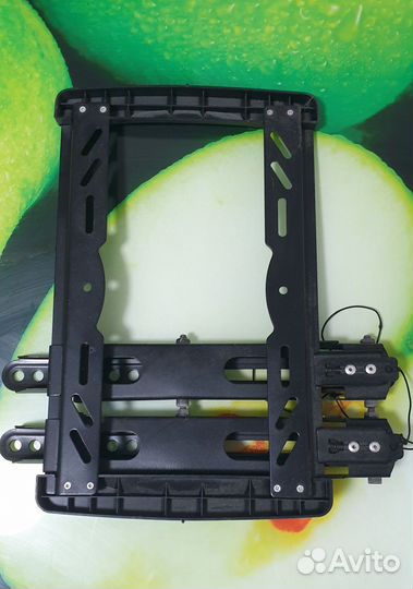 Кронштейн 43 для телевизора новый