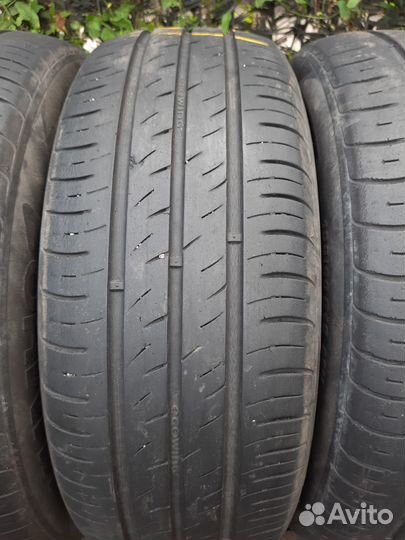 Kumho Ecowing ES01 KH27 195/60 R15