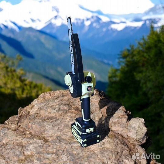 Аккумуляторная цепная пила сучкорез оригинал