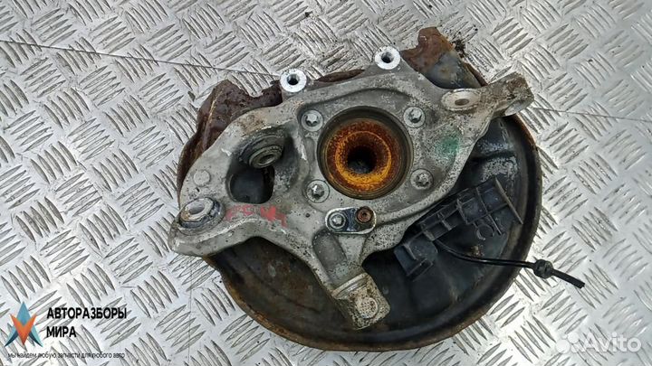 Ступица задняя левая Mercedes-Benz C-Класс