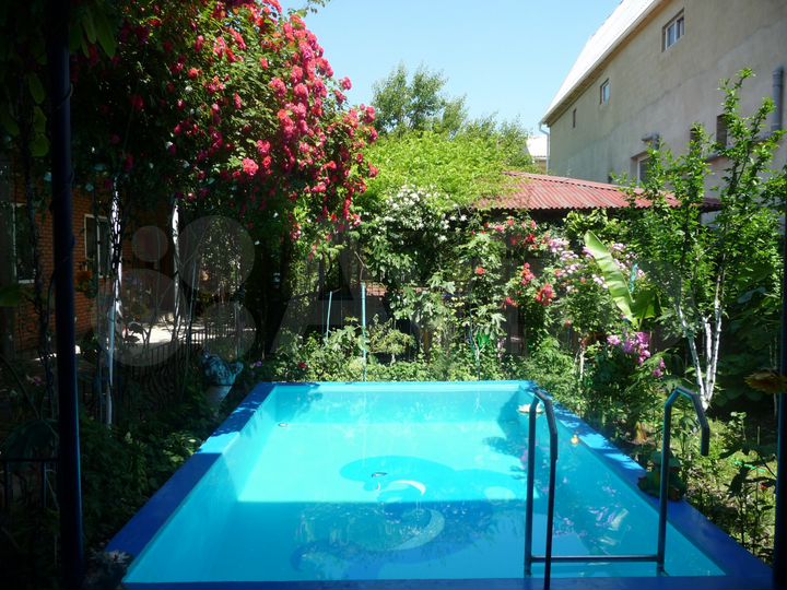 Комната 25 м² в 8-к., 2/3 эт.