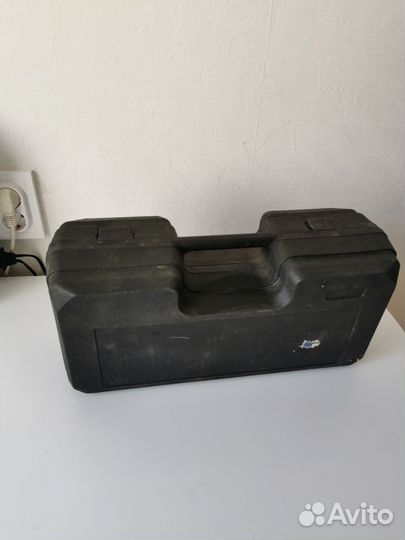 Домкрат подкатной 2т