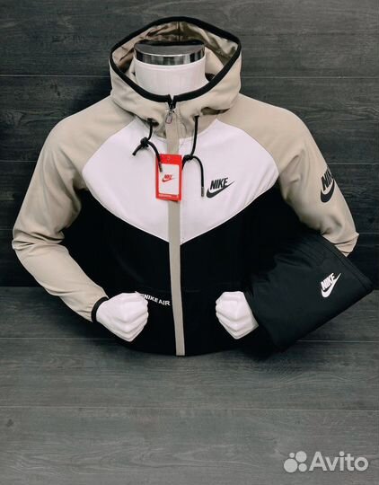 Спортивный костюм Nike мужской