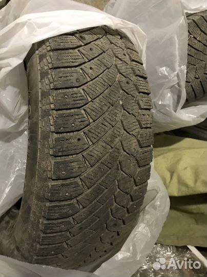 Continental Conti4x4IceContact 265/65 R17