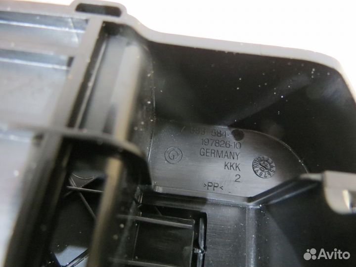 Кронштейн аварийного знака BMW 3 G20