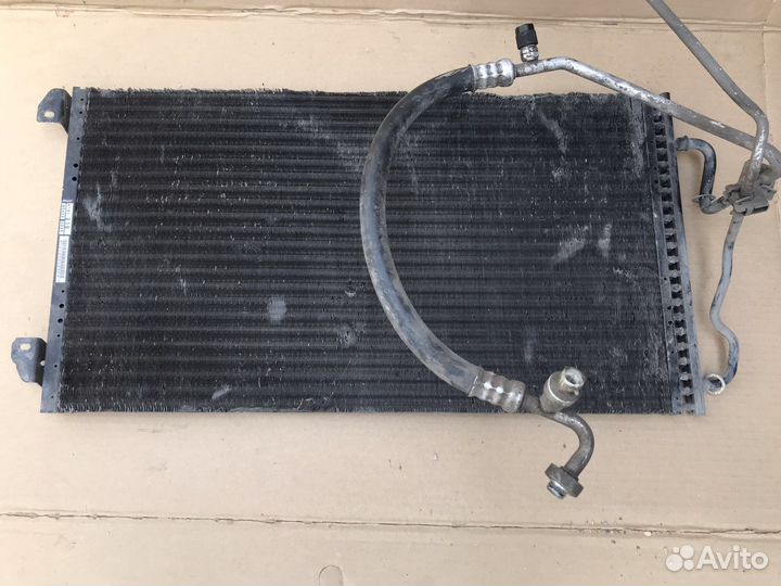 Радиатор кондионера Chrysler Stratus