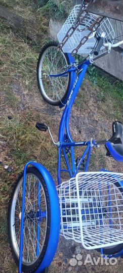 Трехколесный велосипед