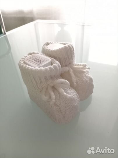 Пинетки вязаные для малыша