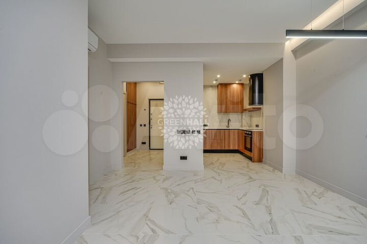 2-к. апартаменты, 94 м², 1/6 эт.