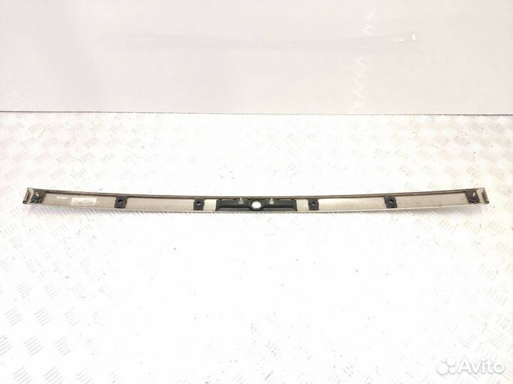 Накладка двери (крышки) багажника Opel Vectra