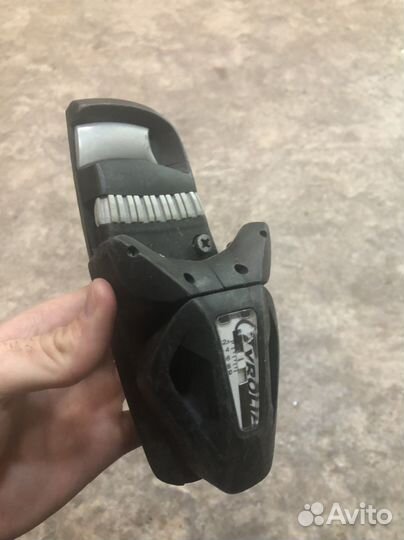 Крепления для горных лыж