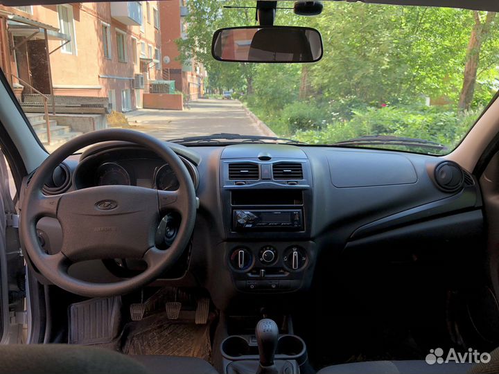 LADA Granta 1.6 МТ, 2022, 786 км