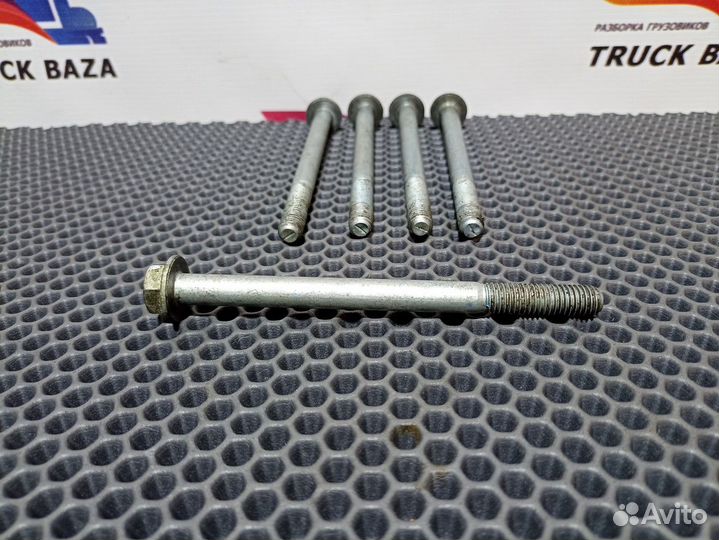 06032168420 Комплект болтов корпуса масляного филь