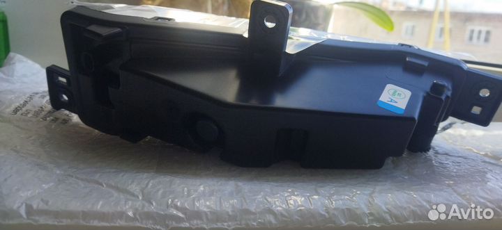 Фара передняя левая на BMW