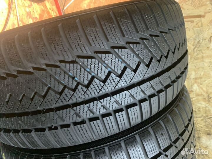 Continental ContiWinterContact TS 850 P 245/40 R18