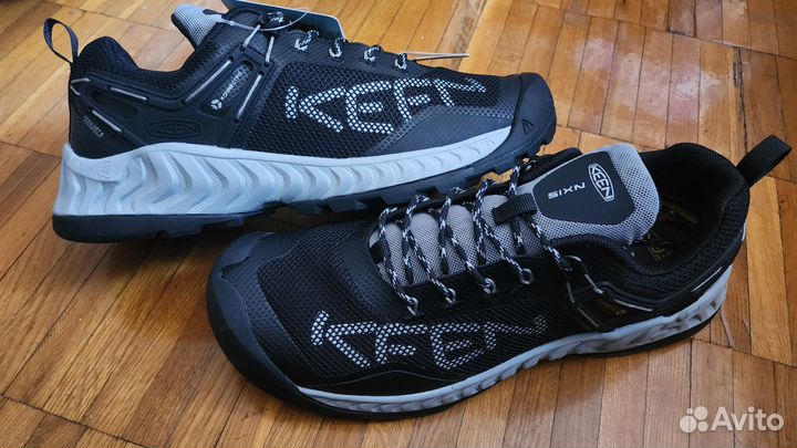 Кроссовки Keen