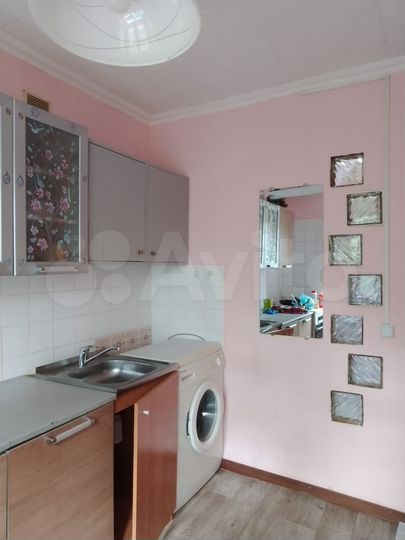 2-к. квартира, 42 м², 2/4 эт.