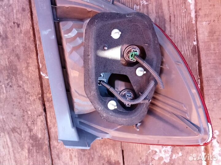 Вставка багажника правая. Mazda Atenza, GY3W L3VE