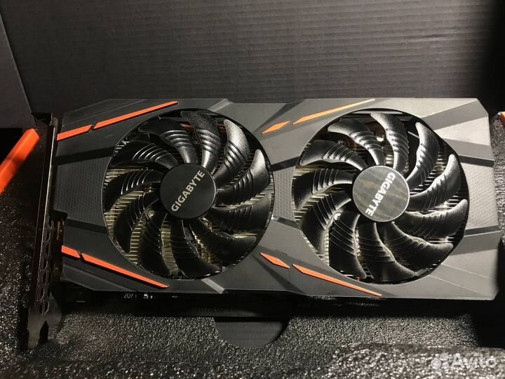 Новая gigabyte rx 570 8gb