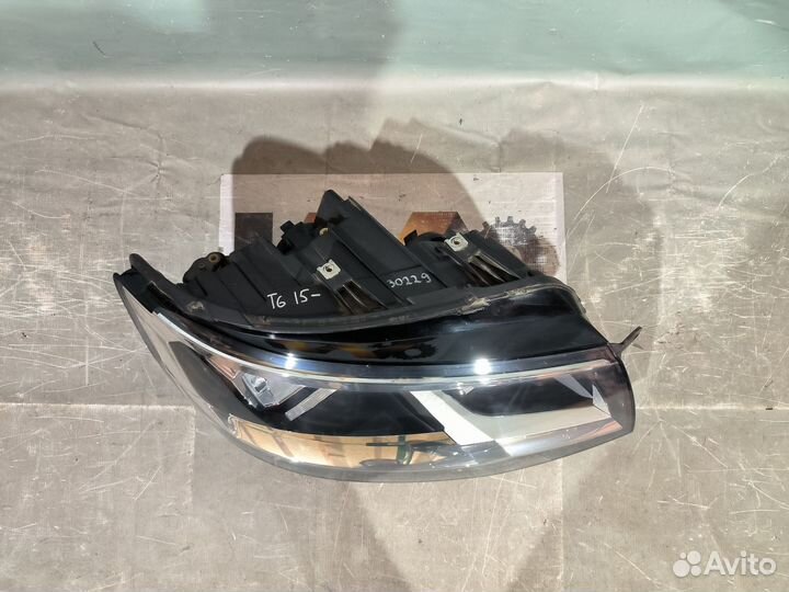 Volkswagen Transporter T6 Фара Правая 30229