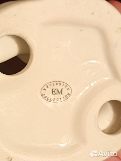 Фарфоровая статуэтка 