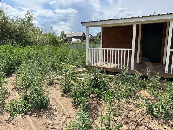 Дом 25 м² на участке 7 сот.