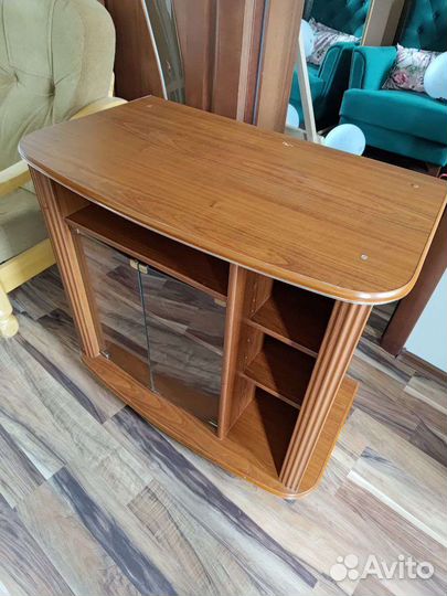 Тумба под телевизор