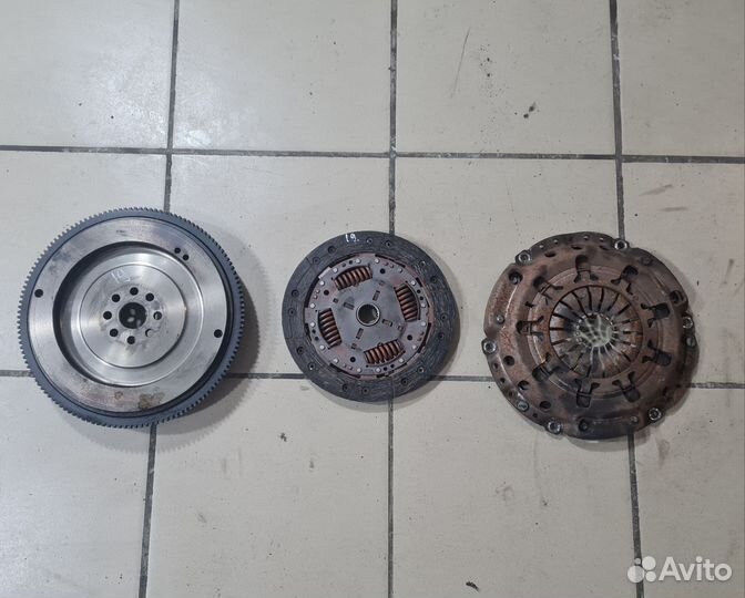 Маховик корзин диск сцепления Ford Mondeo 1.8 TD