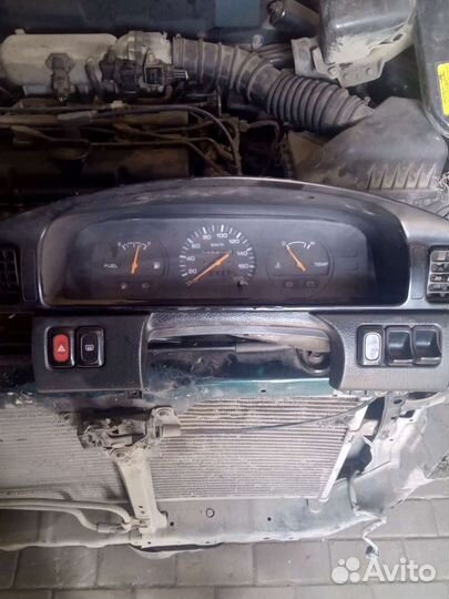 Генератор на Ниссан Авенир в 10