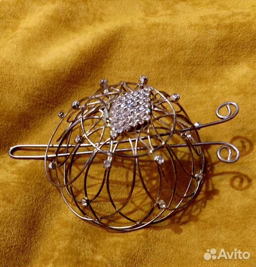 Заколка для волос