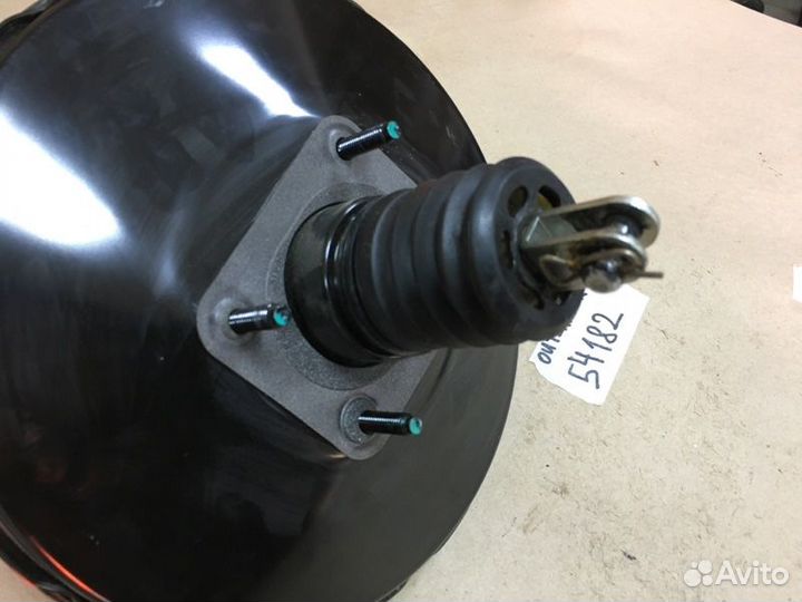 Главный тормозной цилиндр Mitsubishi Outlander 3