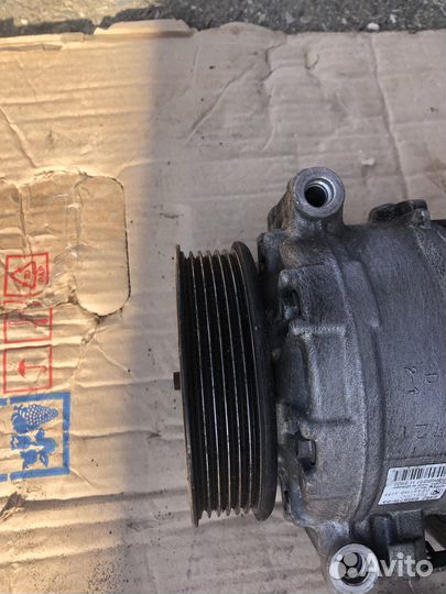 Компрессор кондиционера Bmw 5 e60 e61 N52 B25