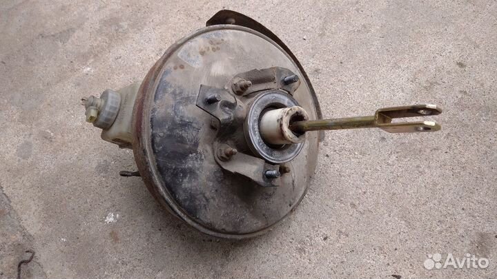 Vw passat b3, Вакуумный усилитель тормозов