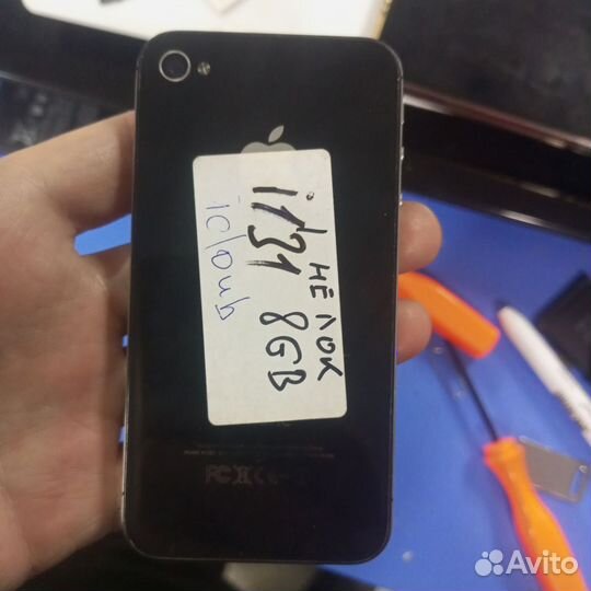 iPhone 4S, 8 ГБ