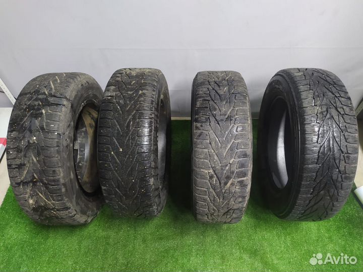 Nokian Tyres Hakkapeliitta R2 SUV 225/65 R17 106R