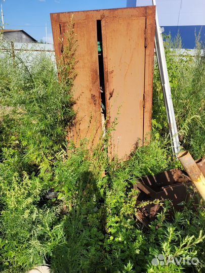 Старинный сейф