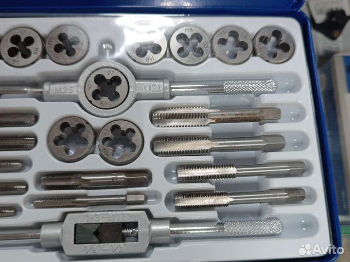 Набор метчиков и плашек 24 пр