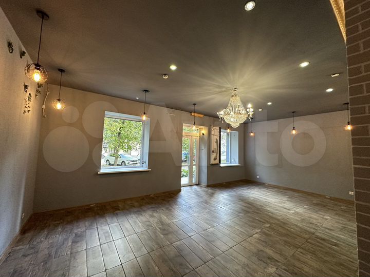 Свободного назначения, 67 м²