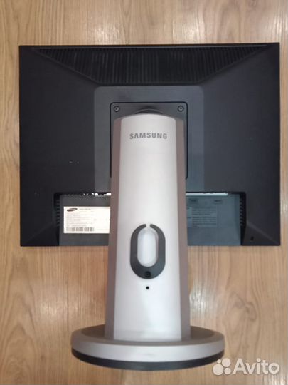 ЖК Монитор Samsung SyncMaster 203B