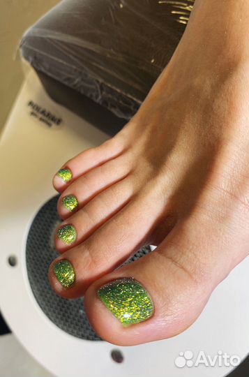 Маникюр и педикюр в Перми