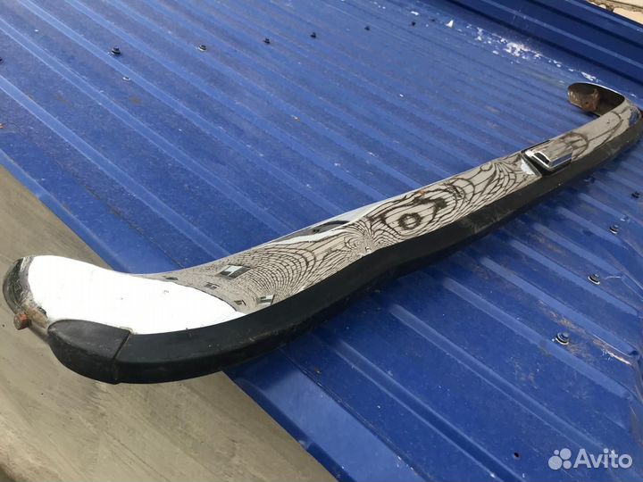 Продаётся бампер задний ваз-21011