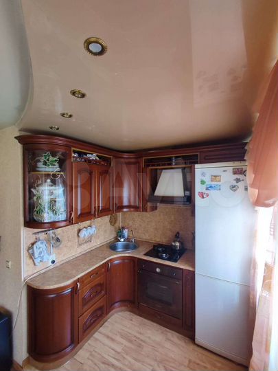 2-к. квартира, 48 м², 5/5 эт.