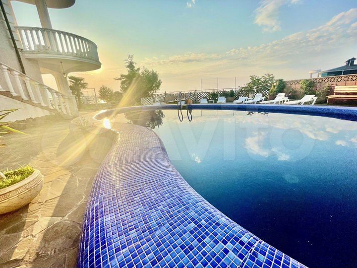 Гостиница, 1000 м²